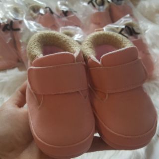 Giày cao cổ bé gái ( hàng cao cấp )