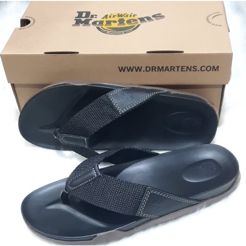 Dép xỏ ngón nam Dr Martin Cao cấp. Hàng Thái Lan chính hãng có kèm hộp.  Dr2