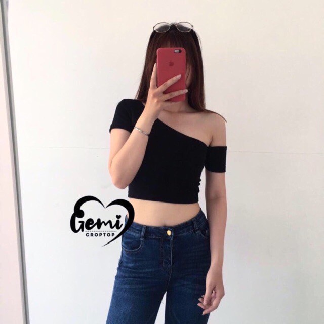 Áo croptop lệch vai 27MNU10