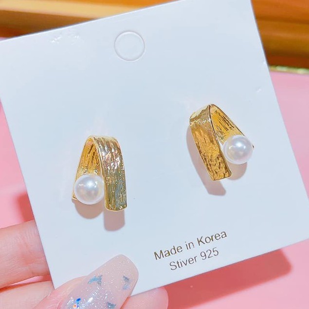 Bông Tai Nữ Cá Tính Đính Đá Cao Cấp Mang Phong Cách Hàn Quốc  - MS270511