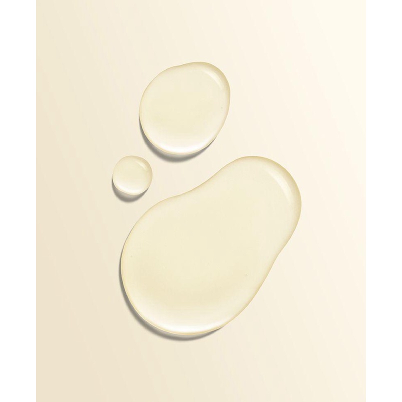 Tinh chất bí đao Cocoon giúp giảm tình trạng mụn ẩn, cải thiện bề mặt da và làm mờ vết thâm