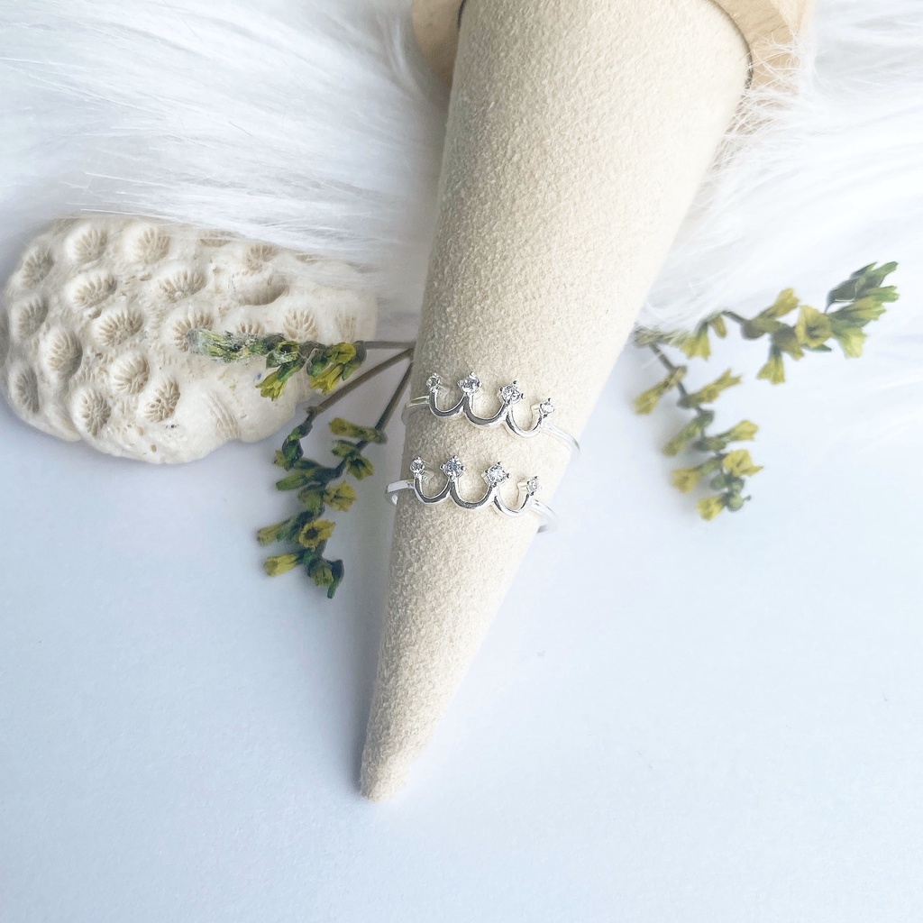 Nhẫn bạc 925 vương miện đính đá tấm xinh xắn Dế Bạc - N6071