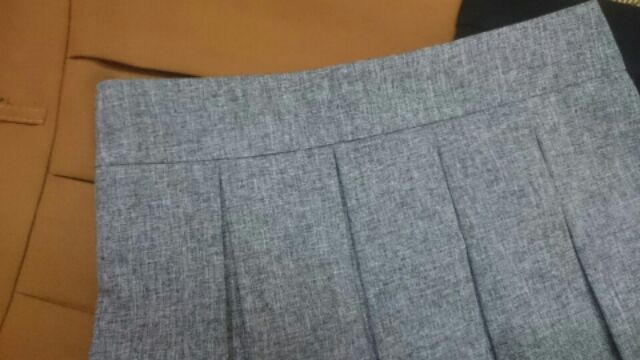 CÒN SIZE S THÔI 🙁 _ CHÂN VÁY XẾP LY | BigBuy360 - bigbuy360.vn