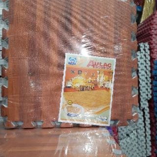 Xốp vân gỗ ÂuLac (kt 42×42) 1 bịch 9 miếng