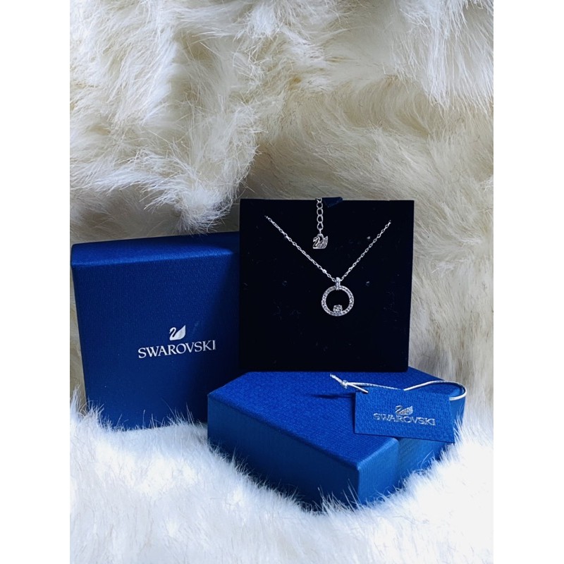 Set dây chuyền và hoa tai đính đá pha lê Swarovski