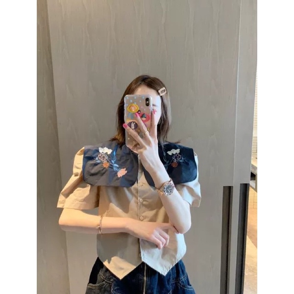 Áo sơ mi cổ thêu hoa