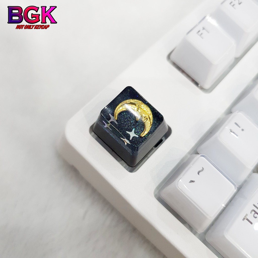 Keycap Lẻ hình mặt trăng khuyết crescent moon OEM profile ( keycap resin độc lạ )( Keycap Artisan )