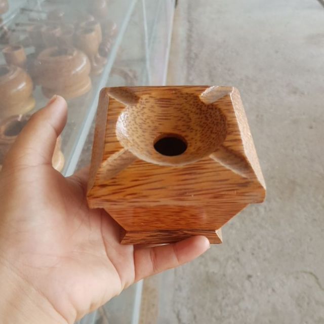 Gạt Tàn Gỗ Dừa / gạt tàn thuôc nguyên khối