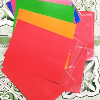 Giấy màu thủ công keo