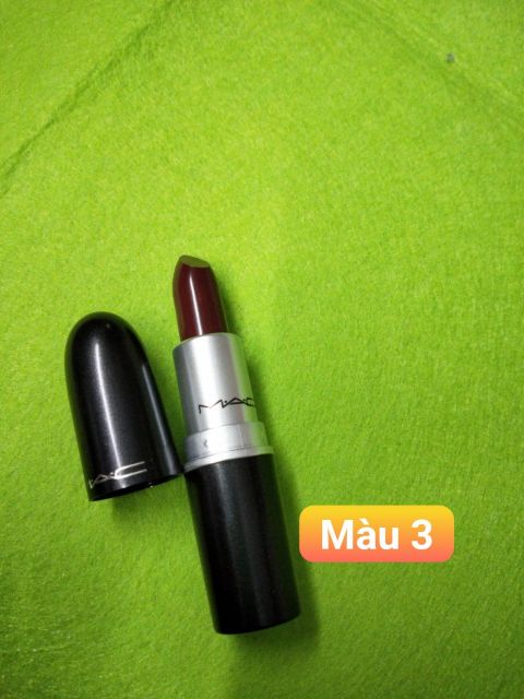 Son lì nhiều tone màu. Màu nào cũng rất đẹp
