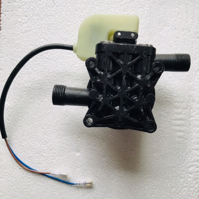 Bộ Đầu Bơm Máy Rửa Xe DERA Có Rơ Le Hàng Cao Cấp Bảo Hành 12 Tháng