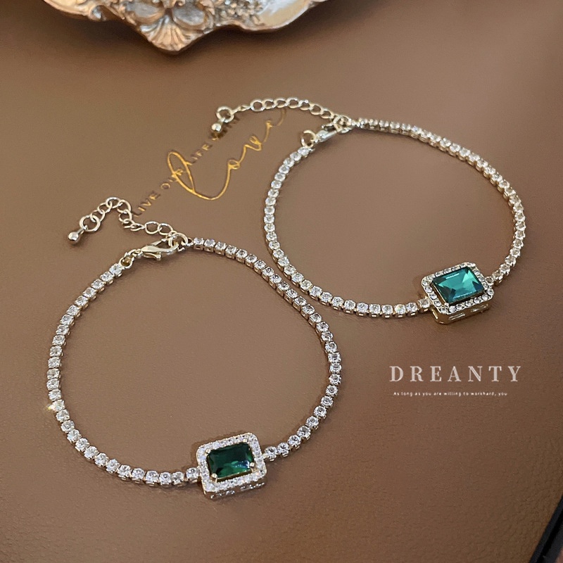 Vòng Tay Đính Đá Zircon Hình Vuông Màu Ngọc Lục Bảo Sang Trọng Thời Trang Cho Nữ