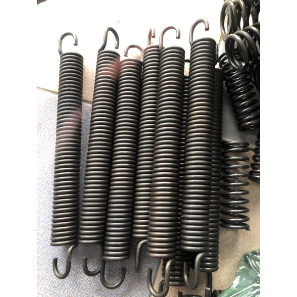 Lò xo kéo phi 30(sợi 5mm dài tổng cả móc 30cm )