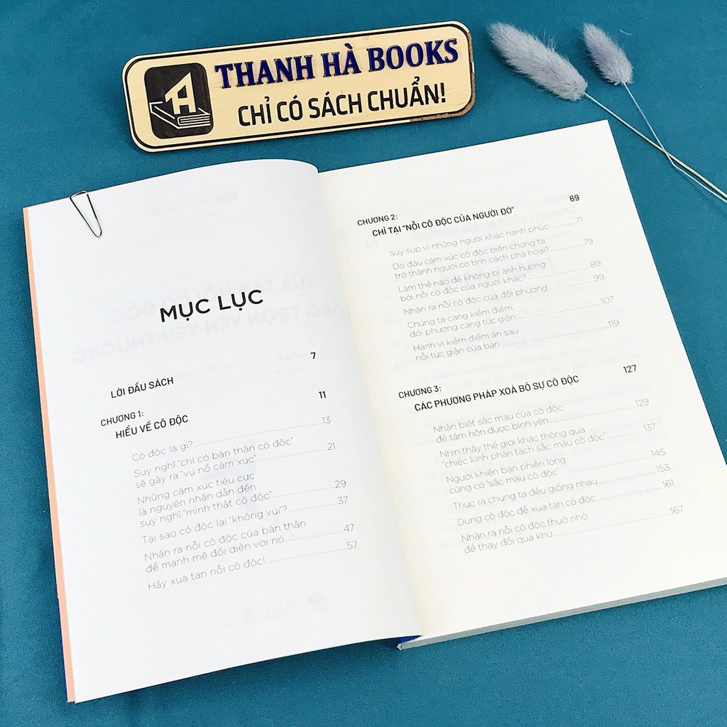 Sách - Xua Tan Nỗi Cô Độc, Sống Trọn Vẹn Yêu Thương (Kèm Bookmark)