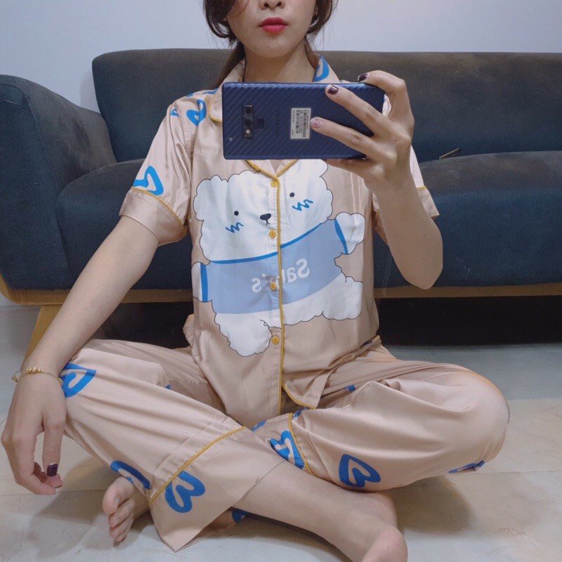 Bộ pijama, đồ bộ ngủ lụa gấm cao cấp mềm mịn, không xù,hoạ tiết chữ sang chảnh, độc lạ