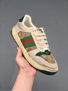 Gucci thanh lý