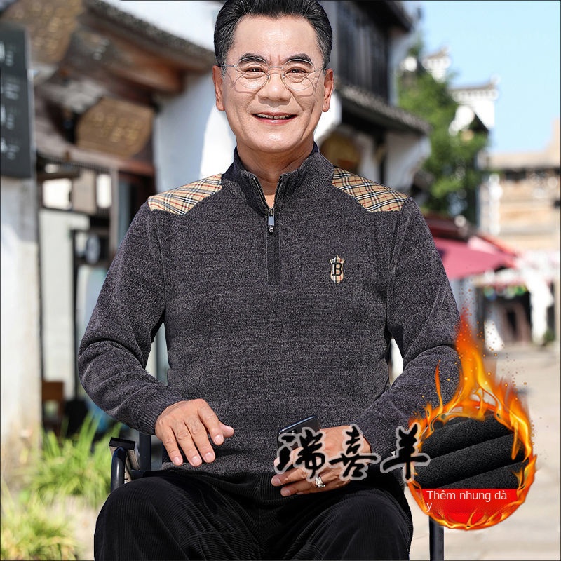 Người cha trung niên quần áo mùa đông cổ cao nửa dày len ấm áp của đàn ông và tuổi