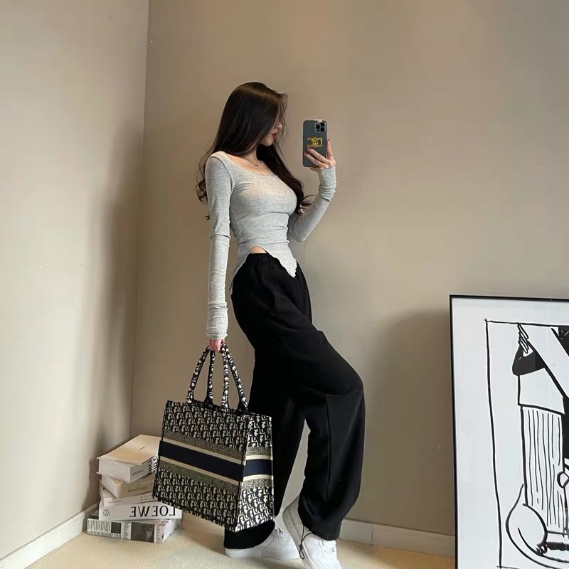 Áo chất tăm xẻ vạt tay dài 3 màu cá tính form ôm | BigBuy360 - bigbuy360.vn