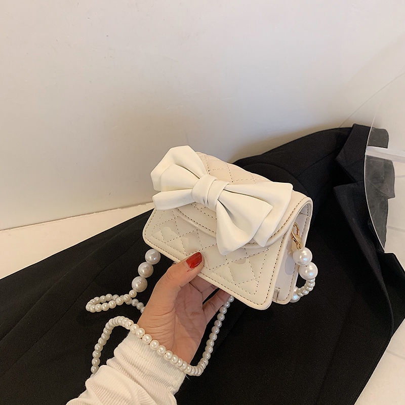 Túi Xách Đeo Vai Mini Hình Vuông Đính Nơ Và Ngọc Trai Phối Dây Xích Thời Trang Mùa Hè Chất Lượng Cao Hàng Mới Dành Cho Bạn Nữ
