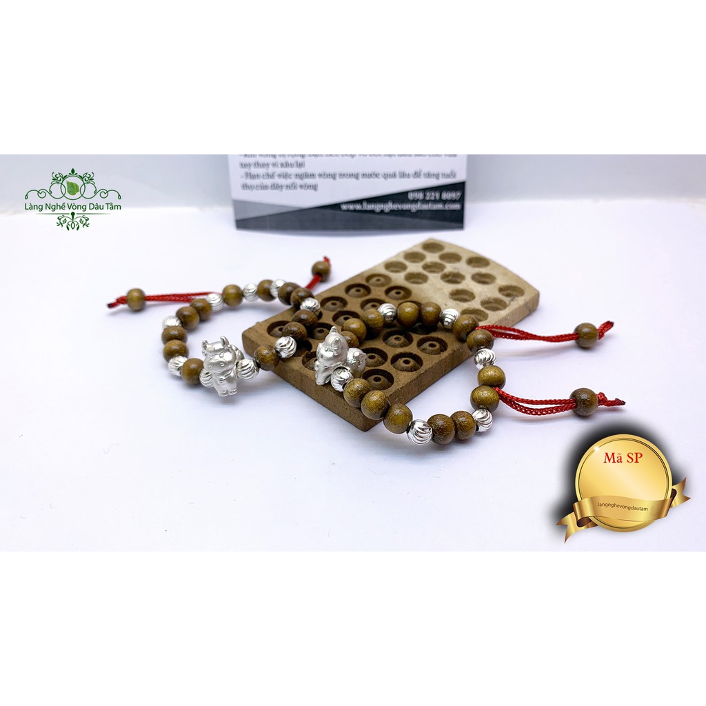 Vòng dâu tằm kết hợp con giáp và bi bac dành cho bé 2021