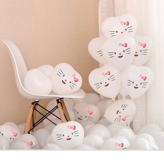 Bóng trái tim in hình Hello Kitty