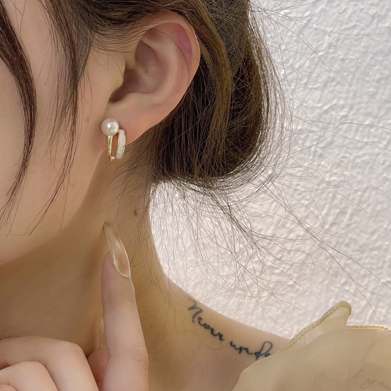 Bông tai nữ ngọc trai nhân tạo  Her Acessories  hoa tai tròn phụ kiện trang sức Hàn Quốc H112