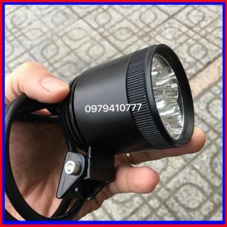 Đèn trợ sáng L4 dài tặng kèm pass gắn chân kính