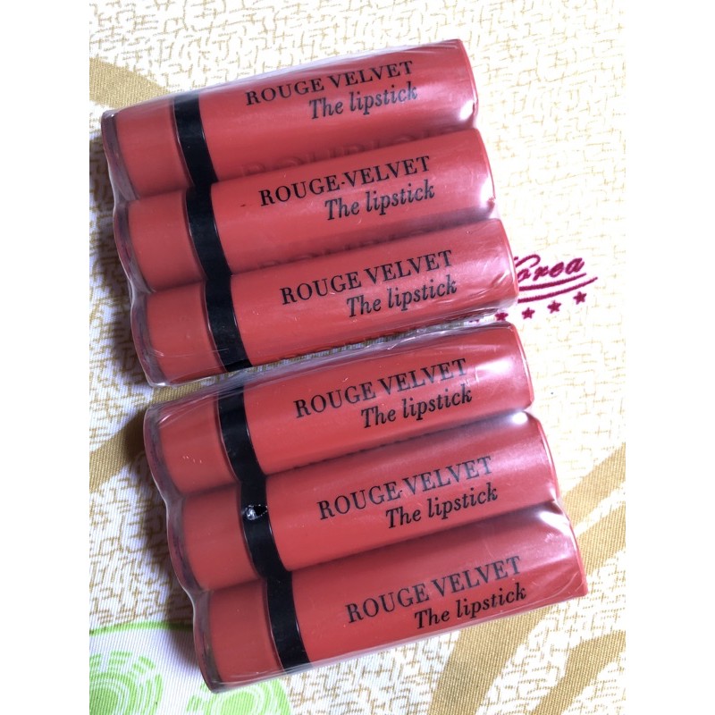 Son Lì dạng thỏi Bourjois Rouge Velvet The Lipstick 06 Abrico' Dabra! 2.4g.cam tươi