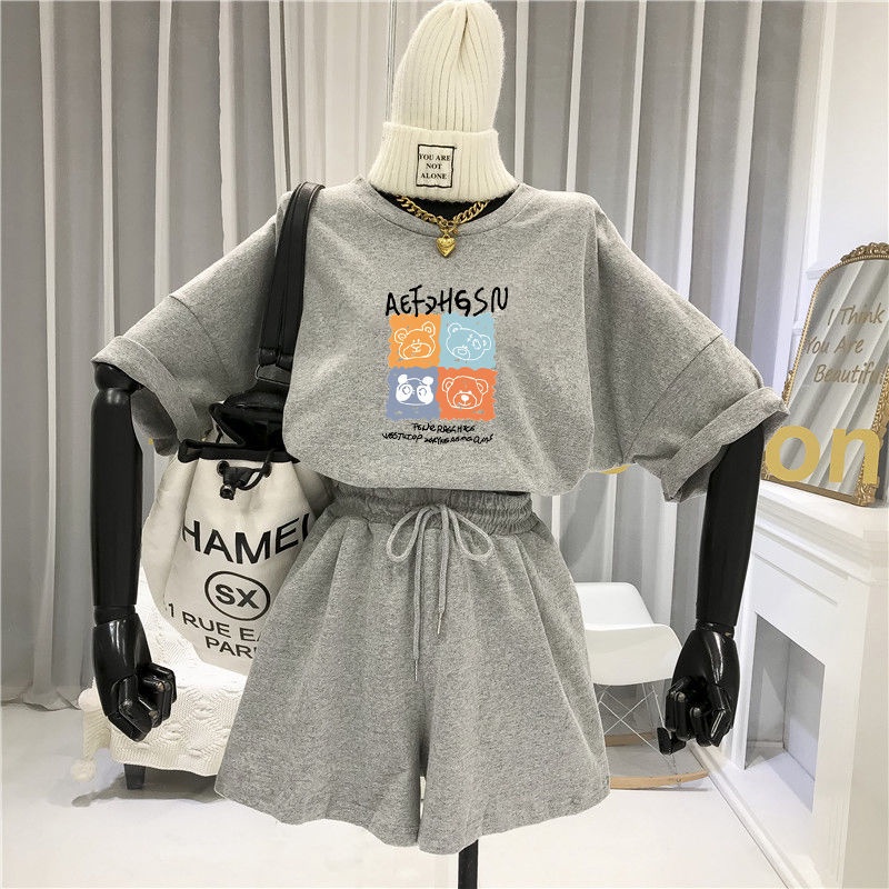 Bộ Đồ Thể Thao Phong Cách Preppy 185247 Set Áo Thun Ngắn Tay In Hình + Quần Short Rộng Thời Trang Cho Nữ