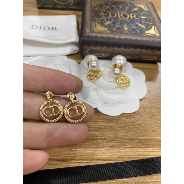Ảnh thật bông tai cao cấp dior full box