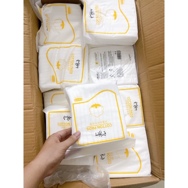 Bông tẩy trang 222 miếng FM Cotton Pad 3 Lớp FM