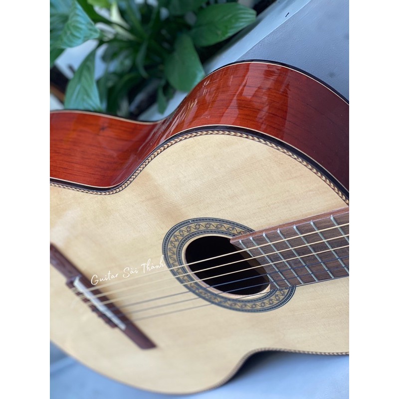 Đàn Guitar Classic Chính Hãng ST.Real Guitar Sài Thành Mã ST-C15 chất liệu gỗ thịt có ty chỉnh cần