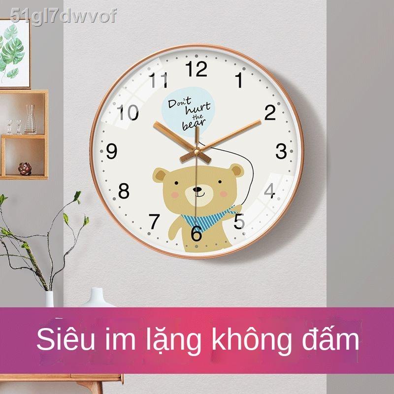 ⊕﹉❦Phòng trẻ em siêu yên tĩnh đồng hồ treo tường ngủ hoạt hình dễ thương đơn giản khách miễn phí đục lỗ nh