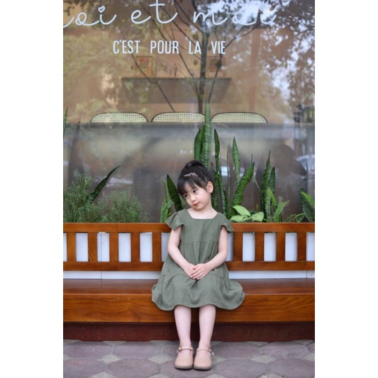 Váy Muslin thiết kế cho bé