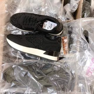 Giầy xuất size 40