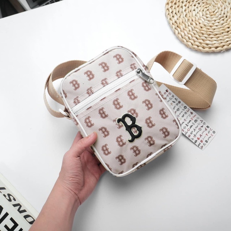 Túi MLB Monogram Beige Xuất Đẹp Full Tag