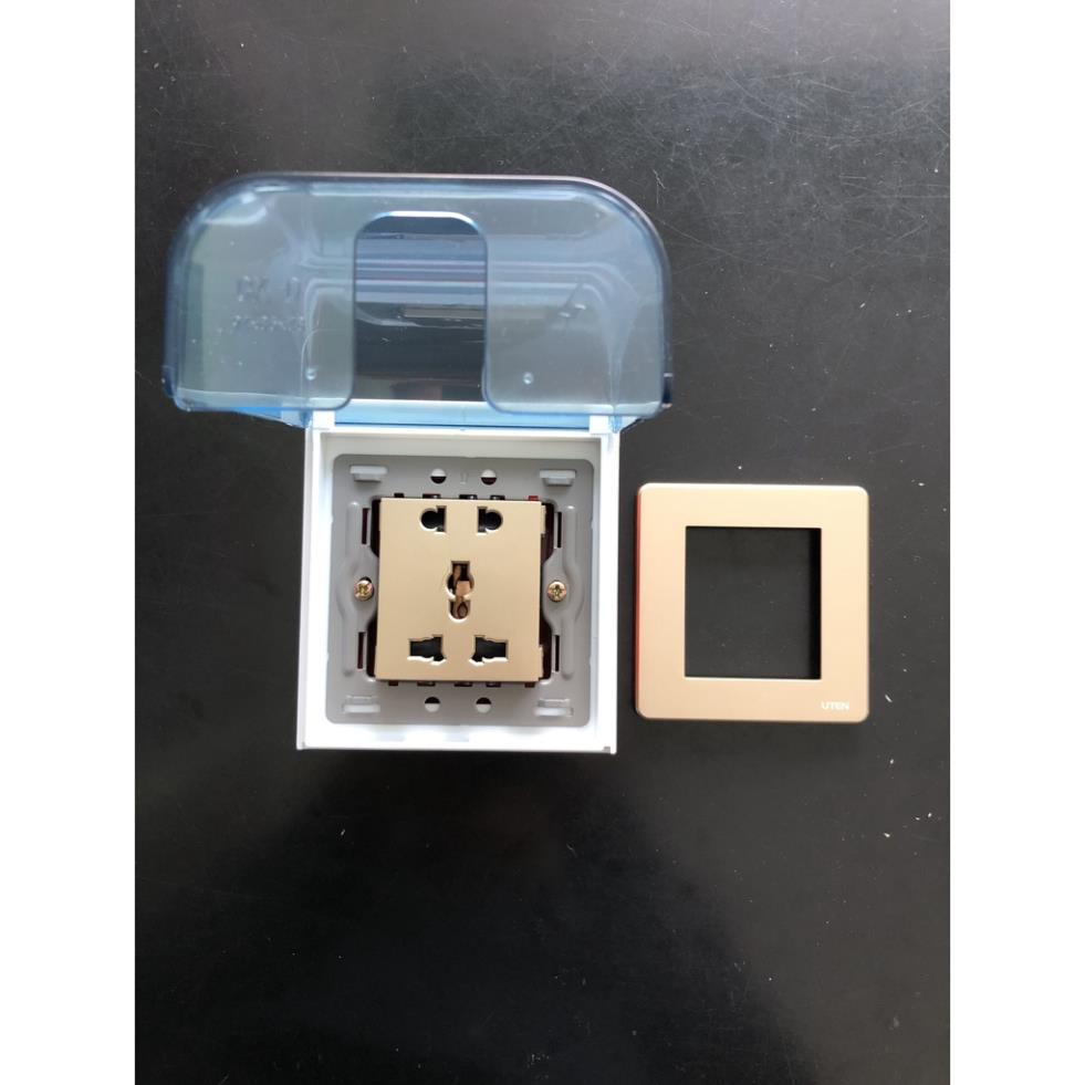 Hộp đậy ổ cắm điện phòng thấm nước loại vuông Uten - UB1F/C Hàng chính hãng Cao Cấp