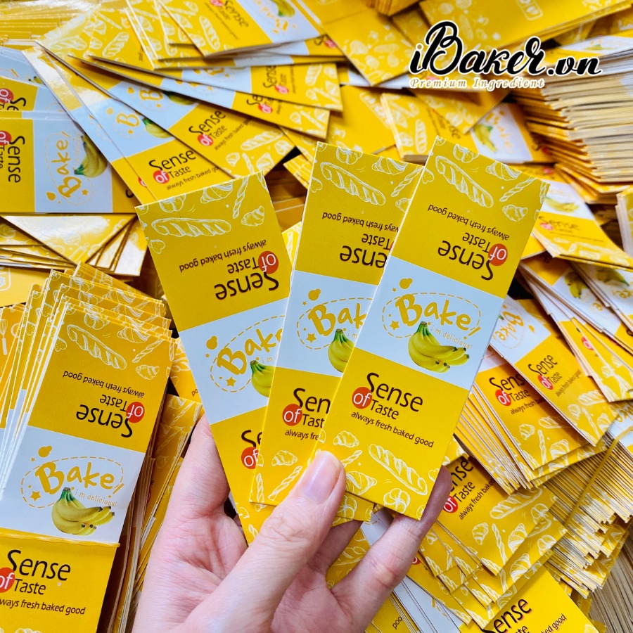 [SỈ GIÁ TỐT] Hộp Nhựa Đựng Bánh Hình Quả Chuối Vàng kèm tem vàng độc đáo JM510