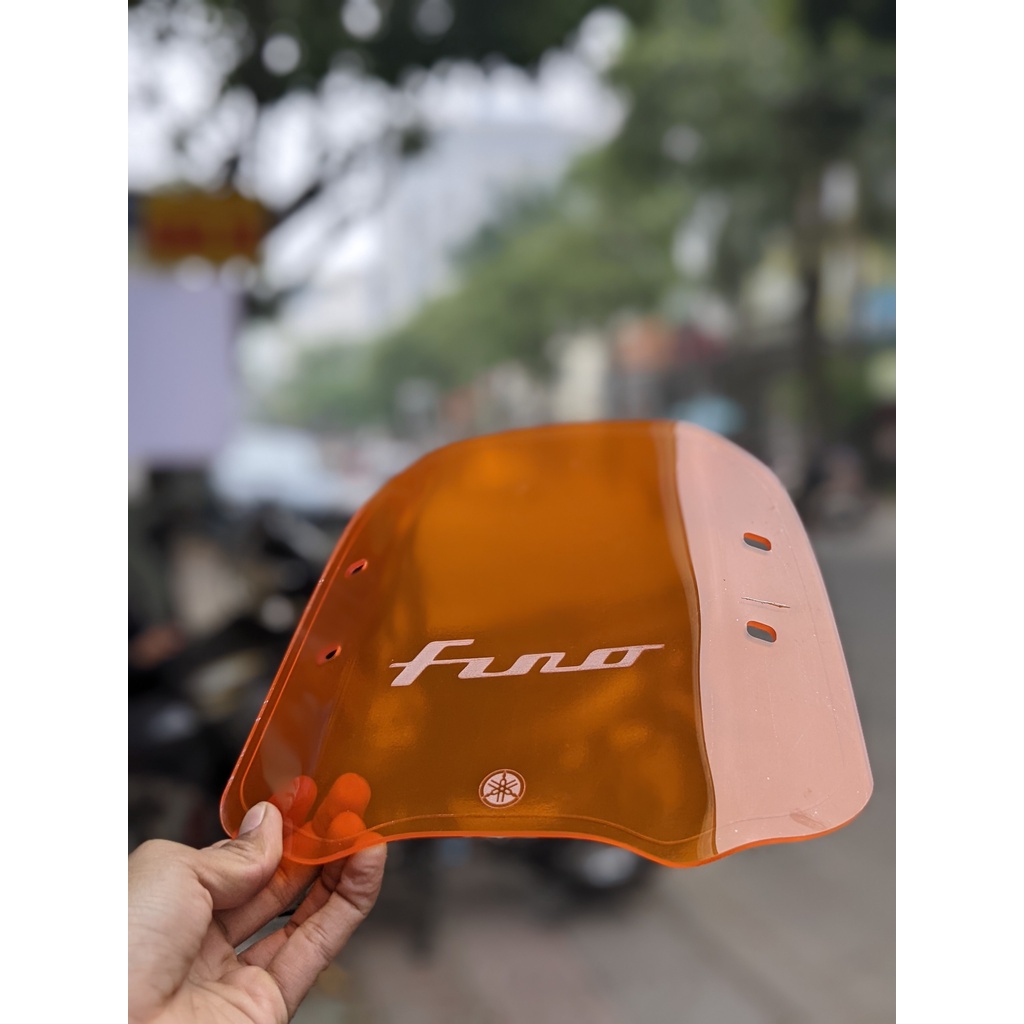 #16 Kính chắn gió Yamaha Fino