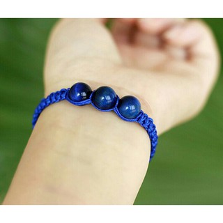 Vòng chỉ đỏ may mắn trái tim