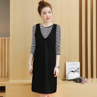 Váy bầu kẻ đen giả yếm