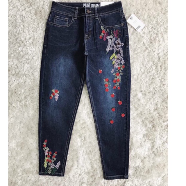 Quần jeans thêu hoa hồng 9 tấc