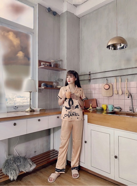 Bộ ngủ lụa in 3D cao cấp tay cộc quần dài
