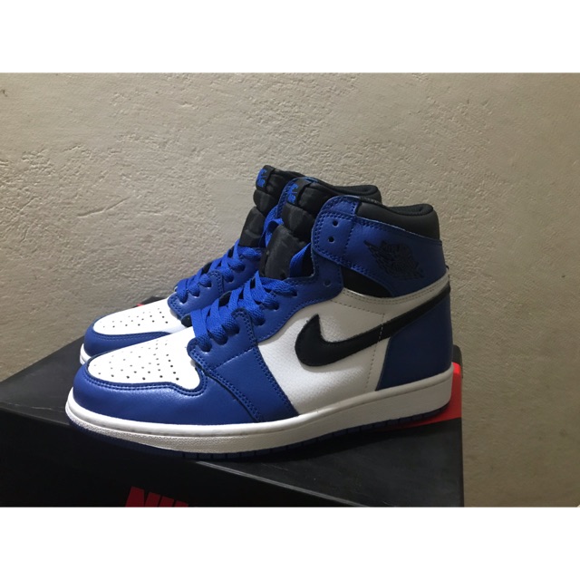 TLSneaker2
