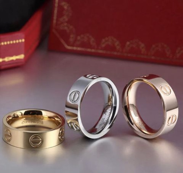 Nhẫn titan ko đEn xinh xắn NT01