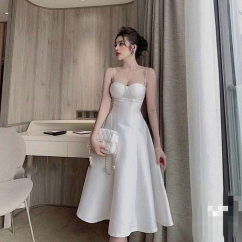 Váy đầm dáng xòe hai dây cúp ngực thiết kế sáng trọng phù hợp mặc đi chơi, đi tiệc