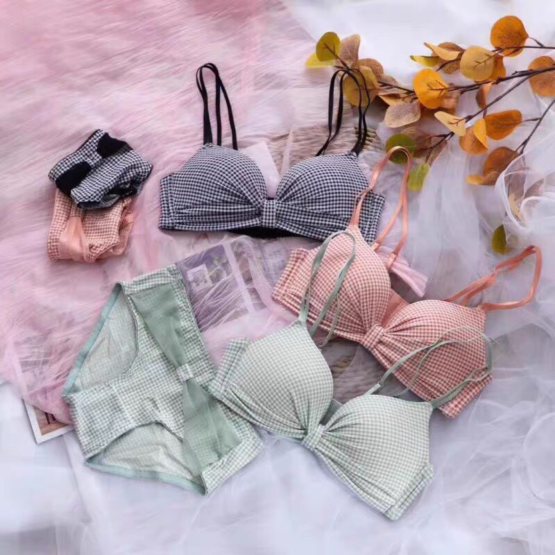 Bộ đồ lót - Áo ngực su nơ kẻ cao cấp không gọng - Mbra94