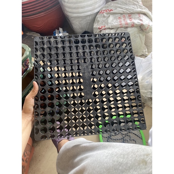 Tấm lót nhựa trồng cây, trồng lan 30x30, 35x62 lắp ghép được, vải địa lót để tránh trôi đắt dơ nền