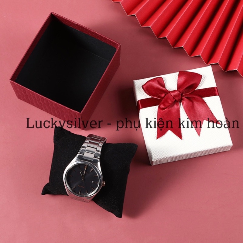 Hộp quà giấy đựng đồng hồ - lắc tay trang sức CÓ GỐI NHUNG ĐEN SẴN (kích thước 9cm x8,5cm x5,5cm)