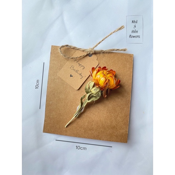 Thiệp hoa khô giấy Kraft Handmade by Nhã Ý Hiên